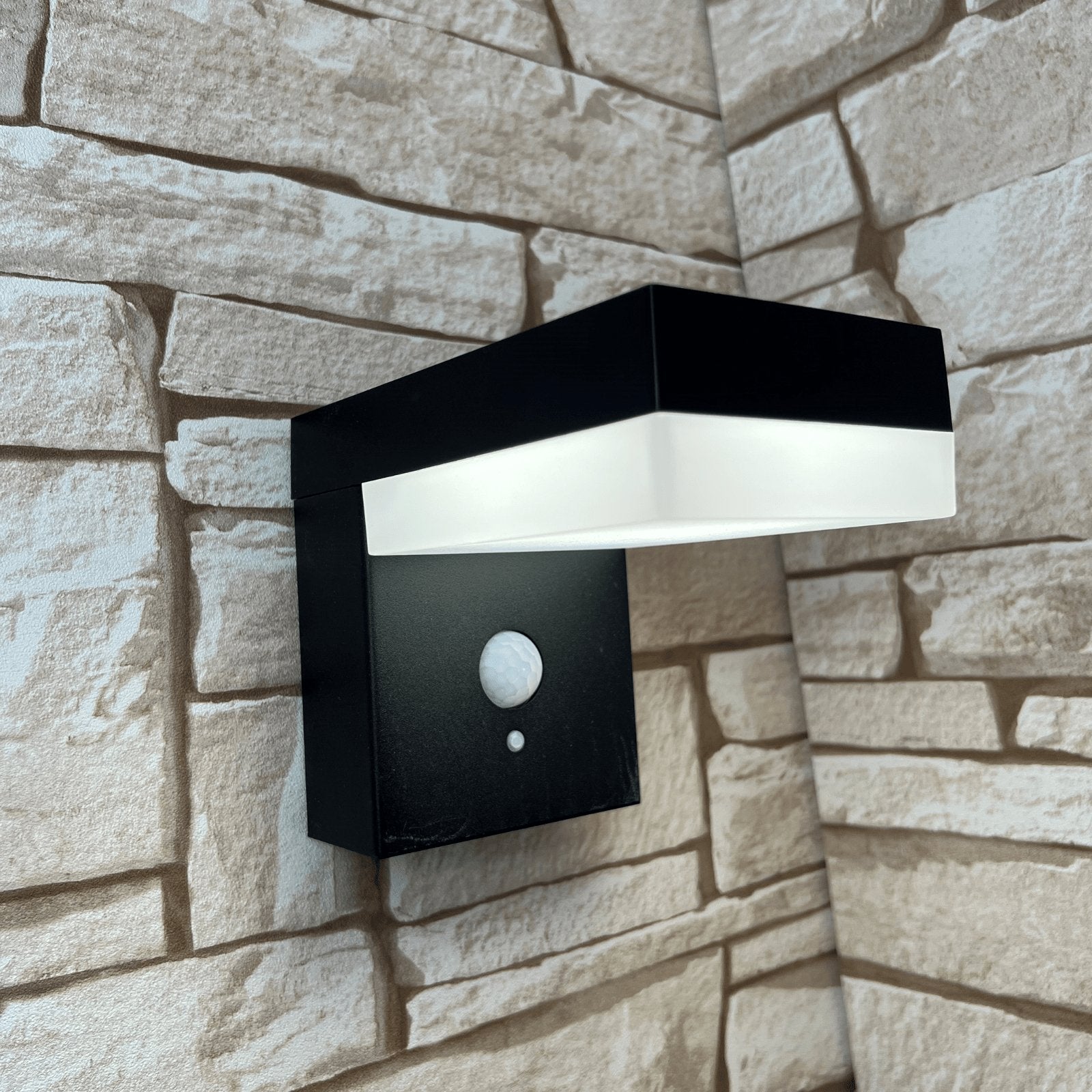 Solar-Wandleuchte Venus LED Außen - Bewegungssensor - 3 Lichtmodi von 75 bis 600 Lumen - Lumihome