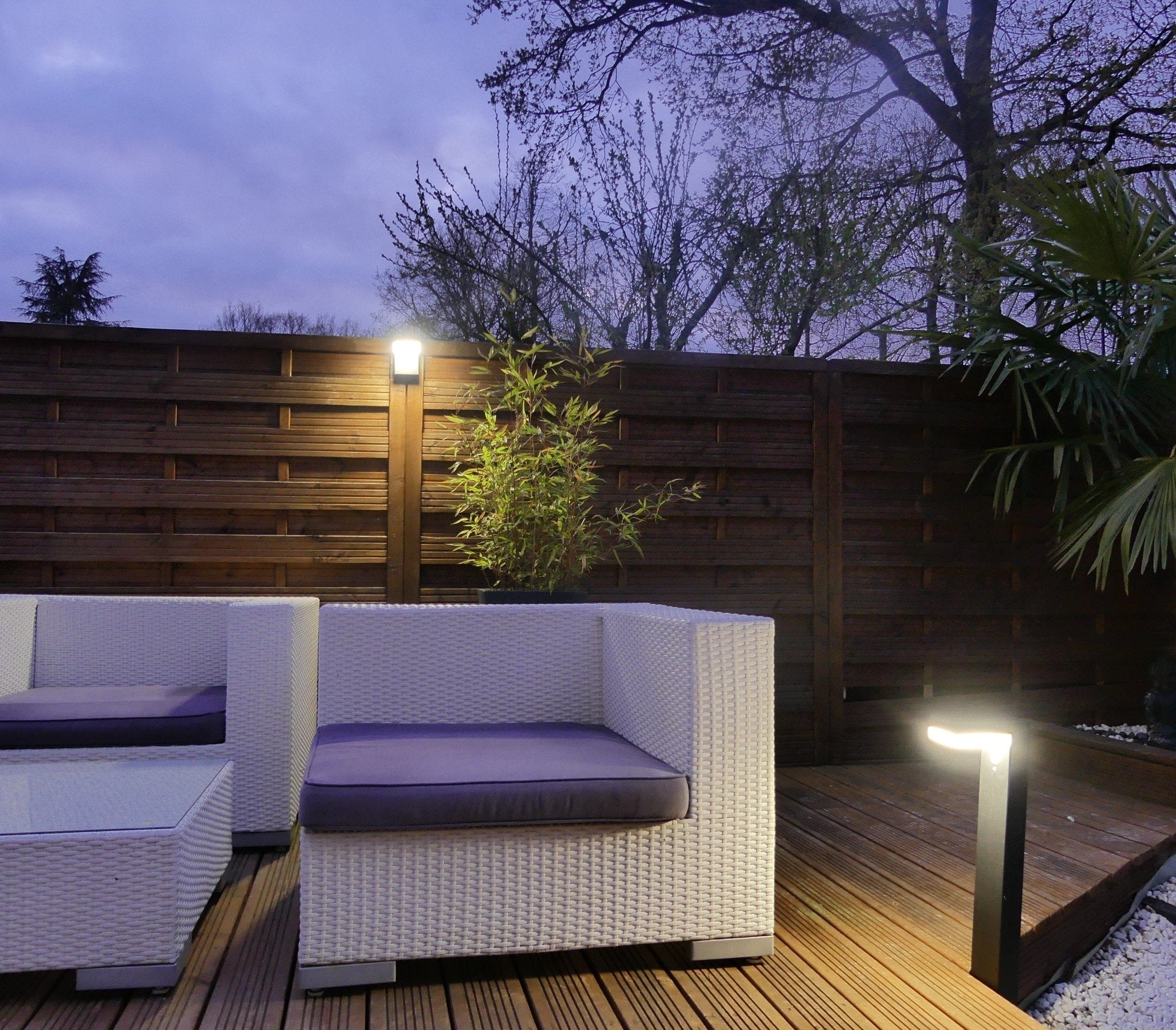 Applique Led extérieur Solaire VENUS - Détecteur de mouvements - 3 modes d'éclairage 75 à 600 lumens - Lumihome-France.com