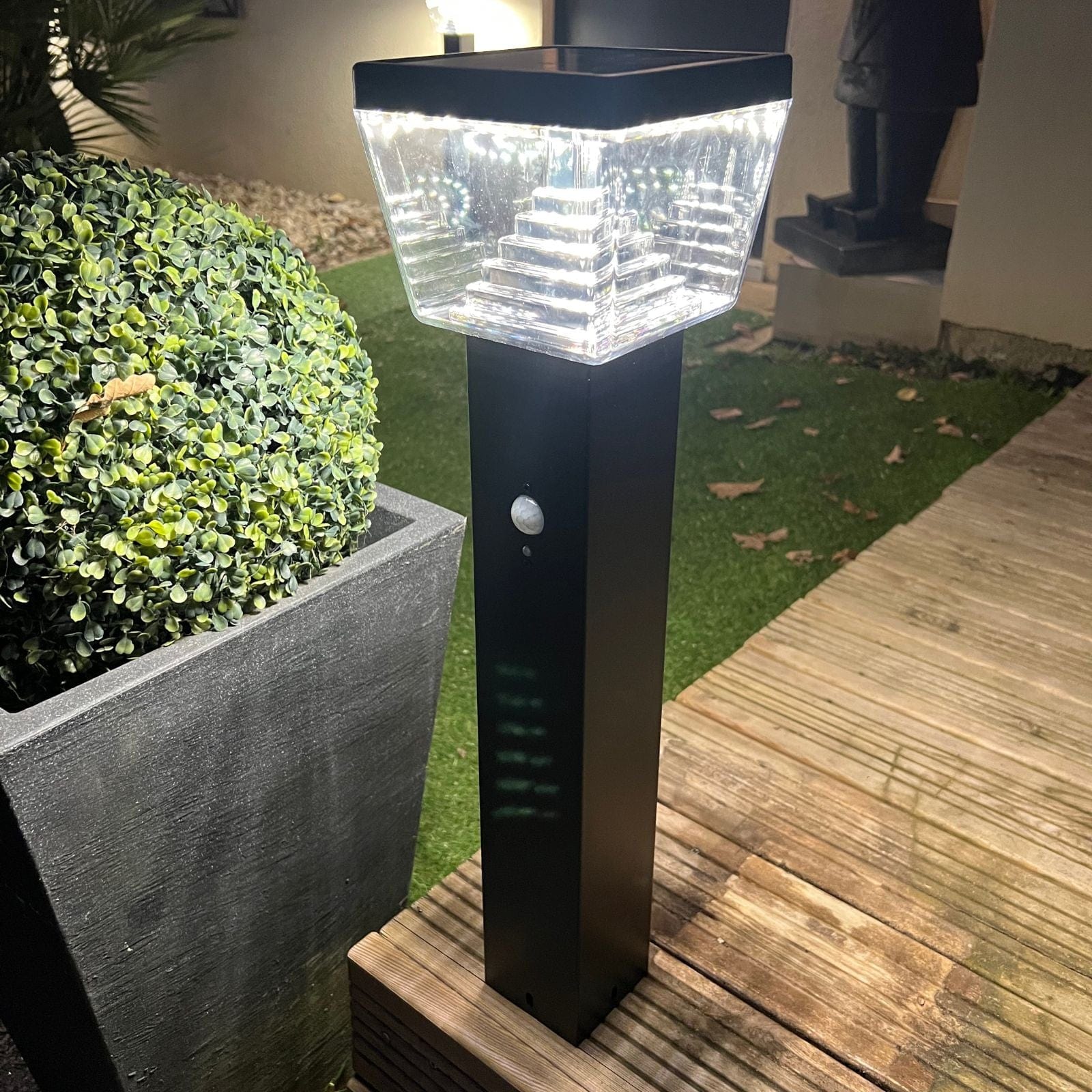 Wegeleuchte Led Solar LIBERTY - Bewegungssensor - 3 Beleuchtungsmodi - 75 bis 600 Lumen - Lumihome