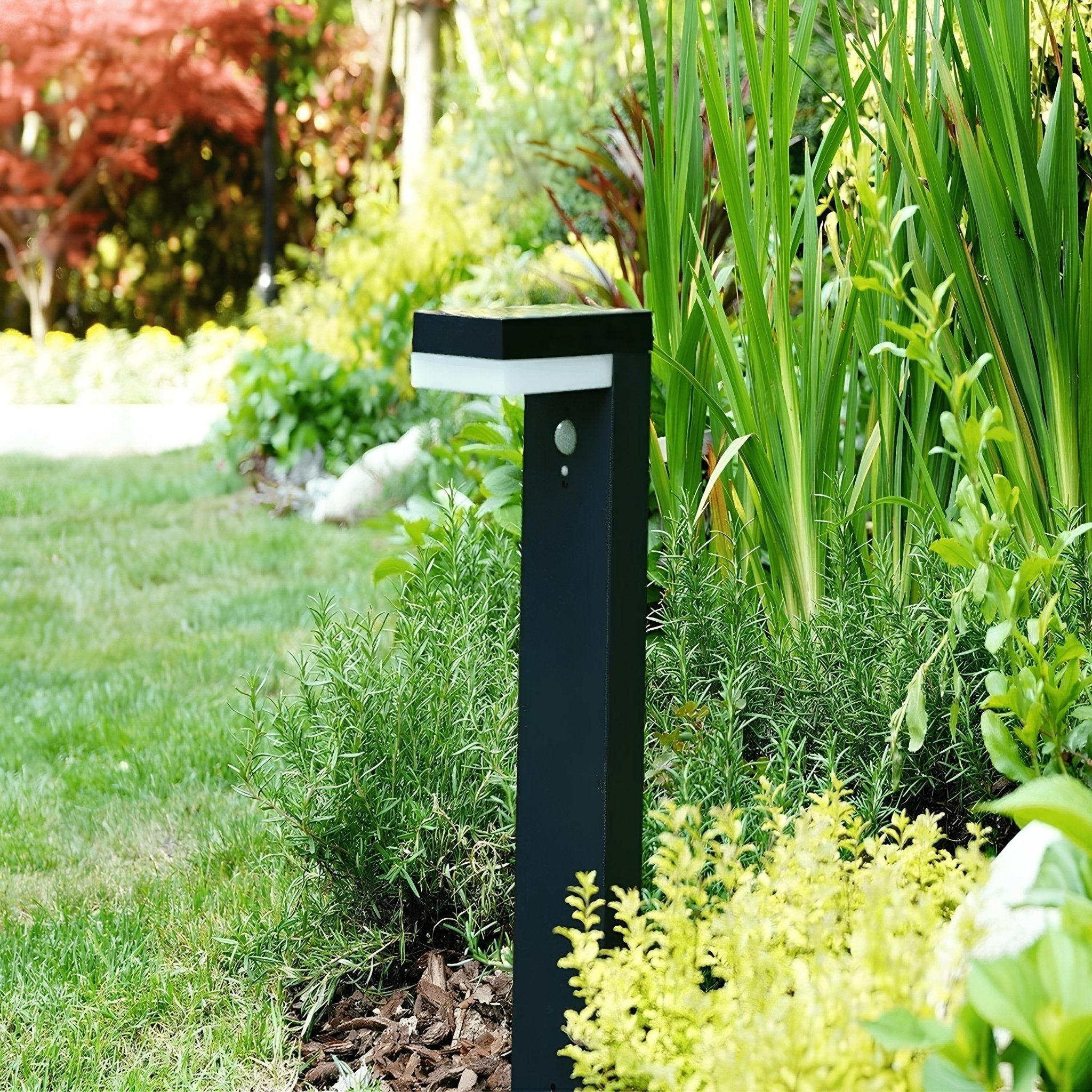 Borne Led Solaire VENUS - Détecteur de mouvements - 3 modes d'éclairage 75 à 600 lumens - Lumihome