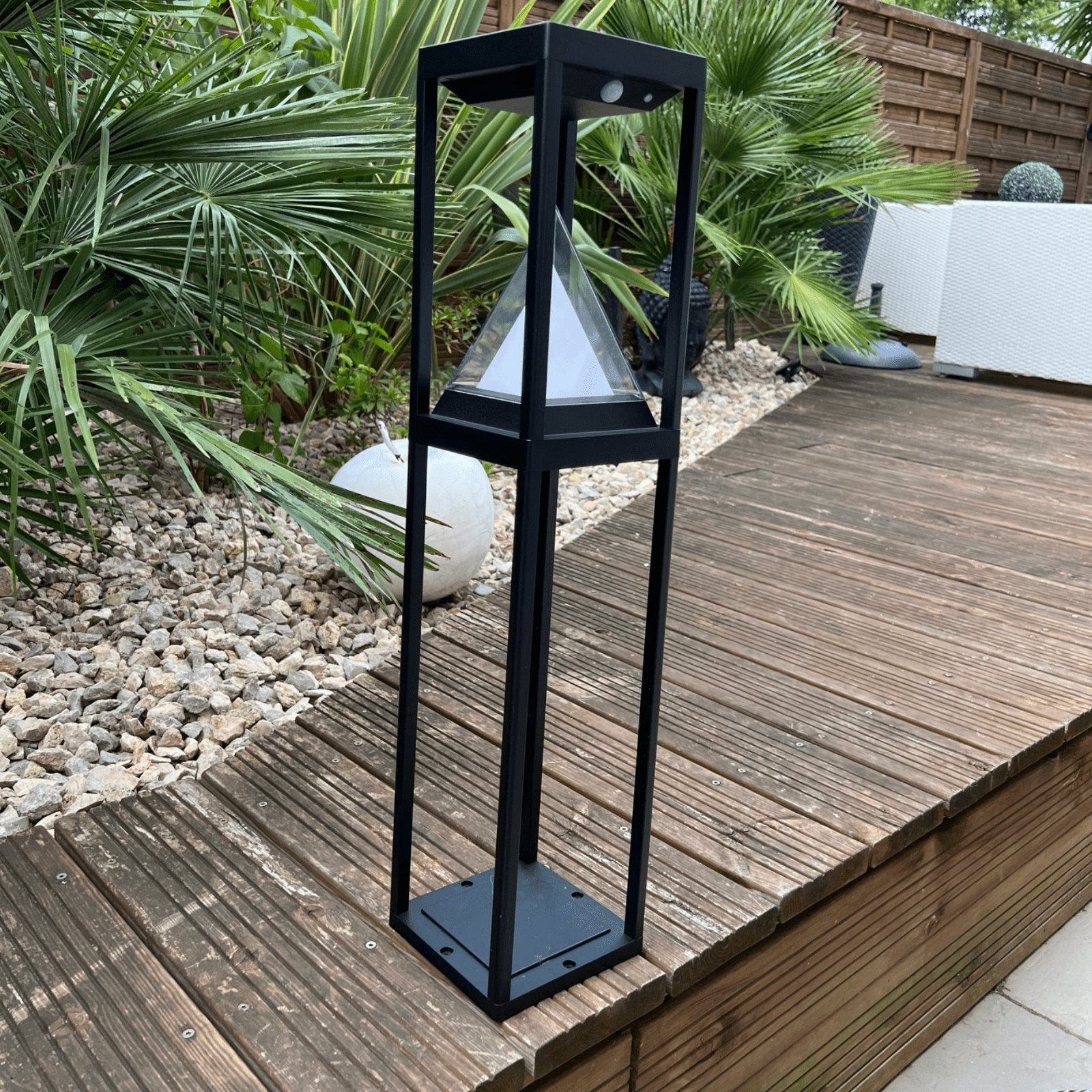 Lampe à poser Led solaire KEOPS - Détecteur de mouvement - 3 modes d'éclairages de 75 à 600 lumens - Lumihome