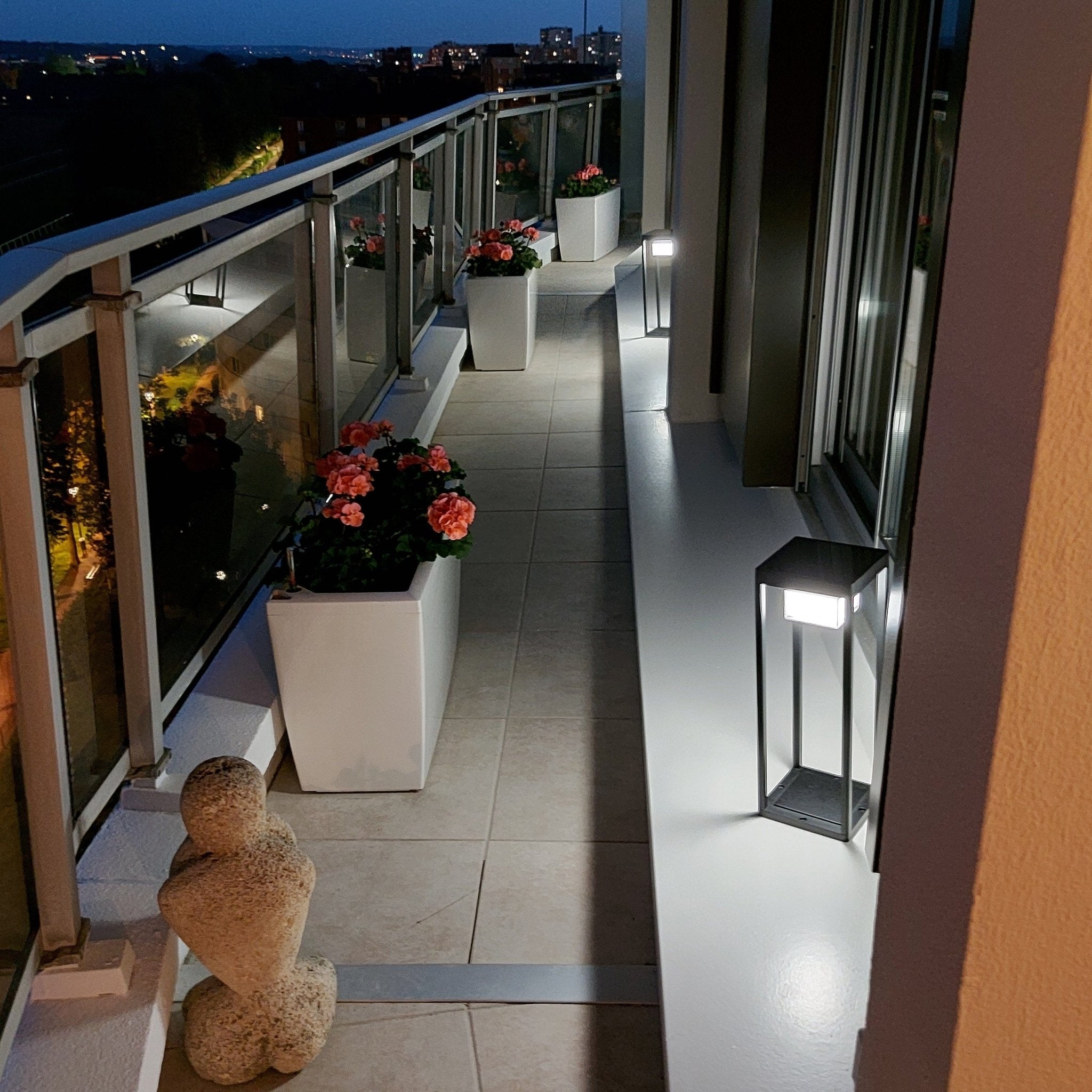 Picasso Solar- und USB-LED-Laterne – Höhe 50 cm – Lumihome